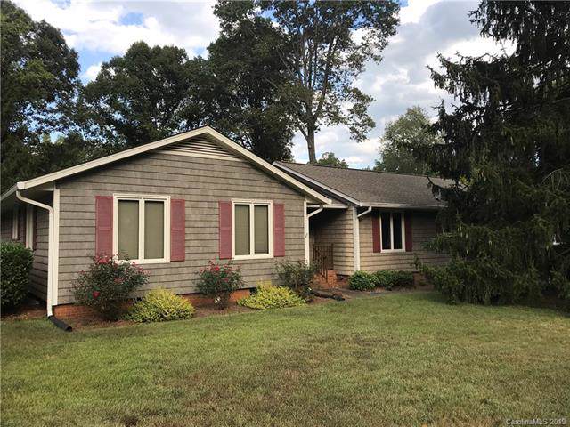 334 Oakwood Drive - Photo 1