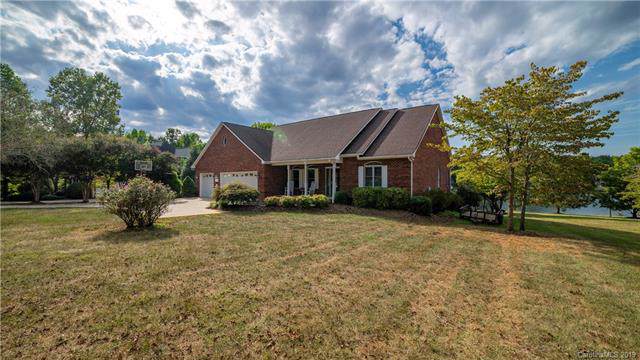 1851 Waterford Pointe Road - Photo 1