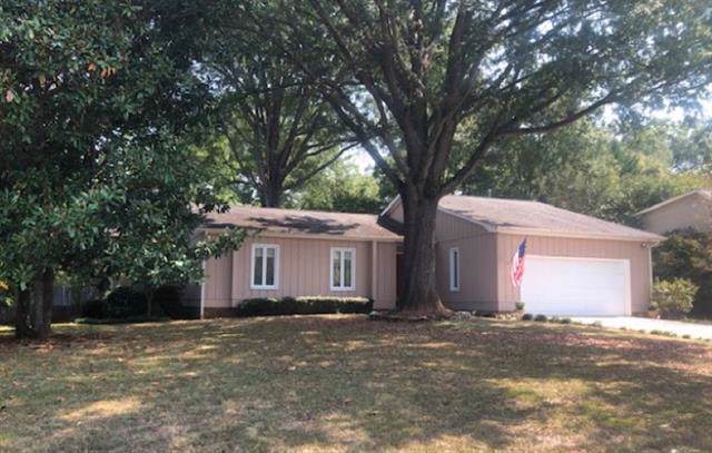 620 8th Street Drive - Photo 1