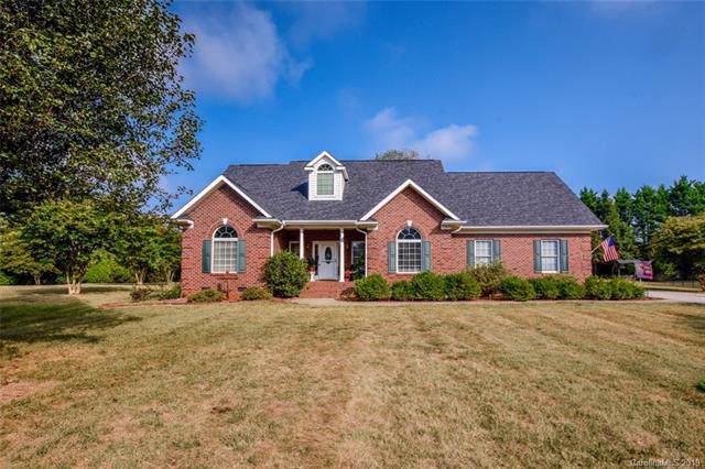 187 Upper Oak Drive - Photo 1