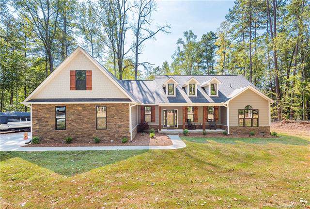 1833 Enochville Road - Photo 1