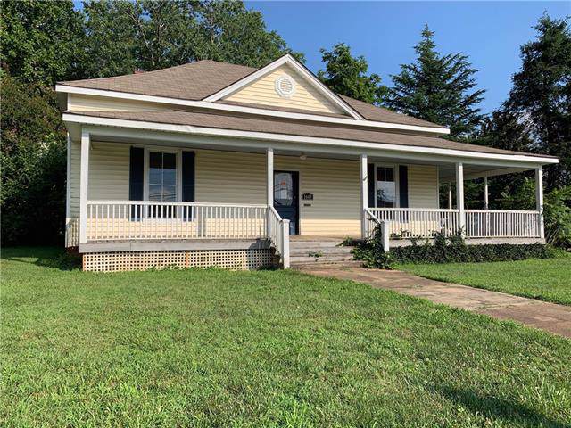 1603 College Avenue - Photo 1 1603 College Avenue - Photo 1