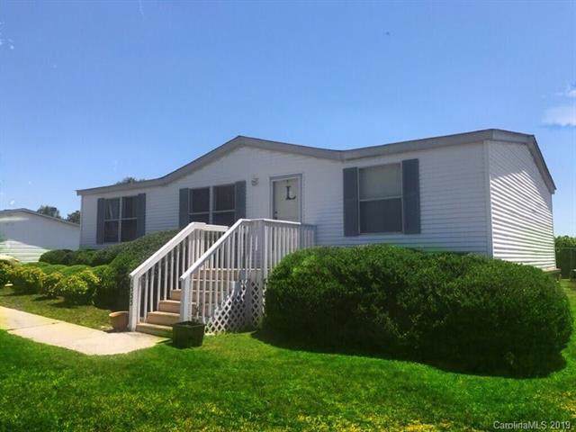 1535 Foxbrook Circle - Photo 1