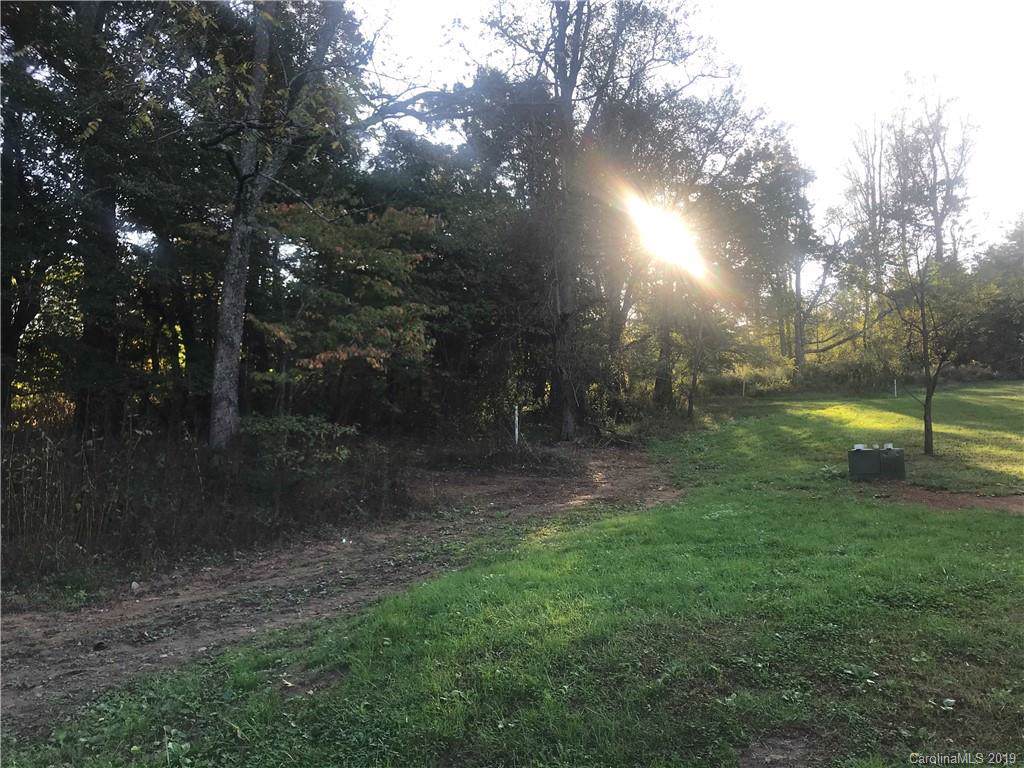 1819 Clear Creek Road - Photo 1