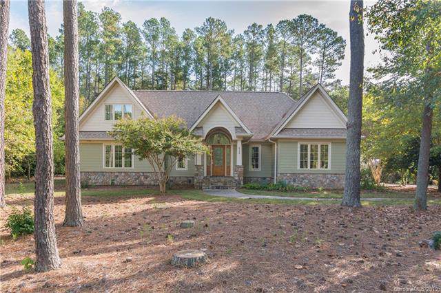 413 Glenview Drive - Photo 1