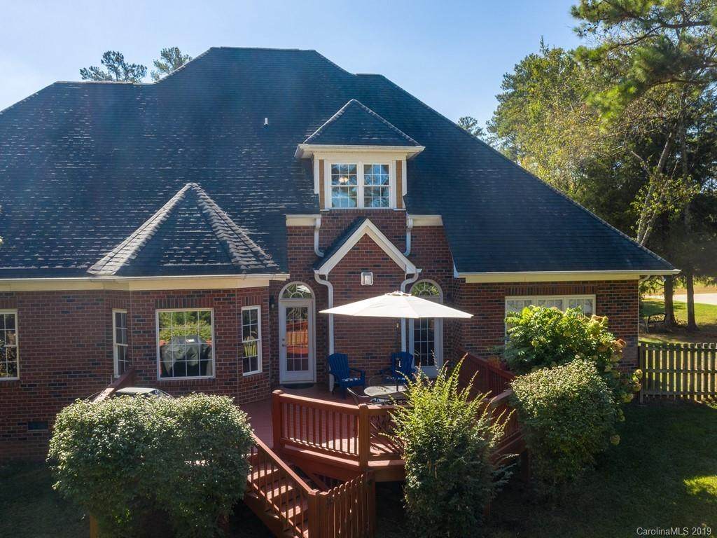 143 Isle Of Pines Road - Photo 1