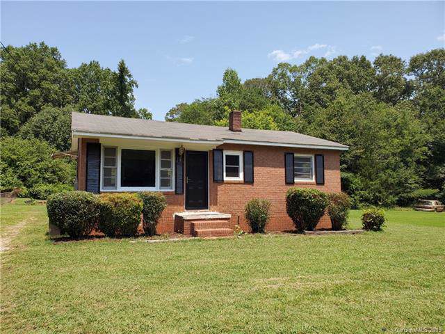 1722 Lakeview Drive - Photo 1