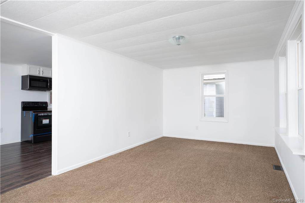 212 Charlotte Street - Photo 1
