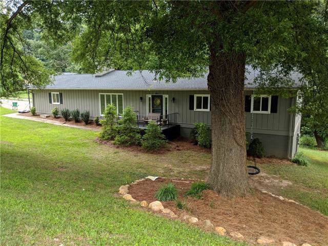 2023 12th Street Drive - Photo 1