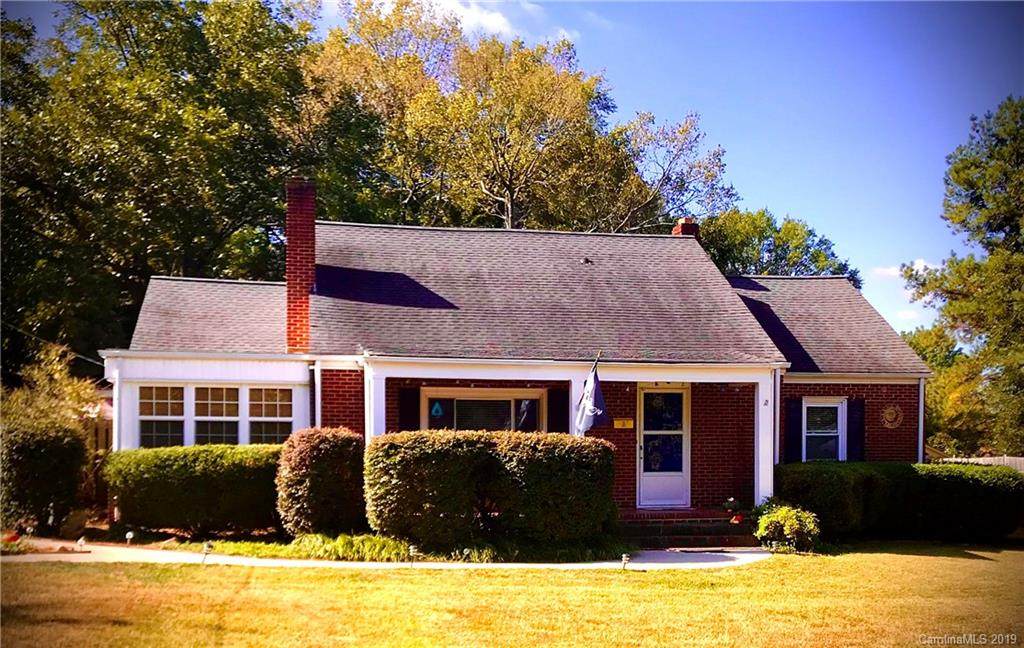 215 12th Street - Photo 1