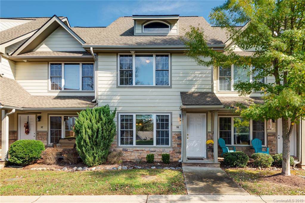 84 Rotunda Circle - Photo 1