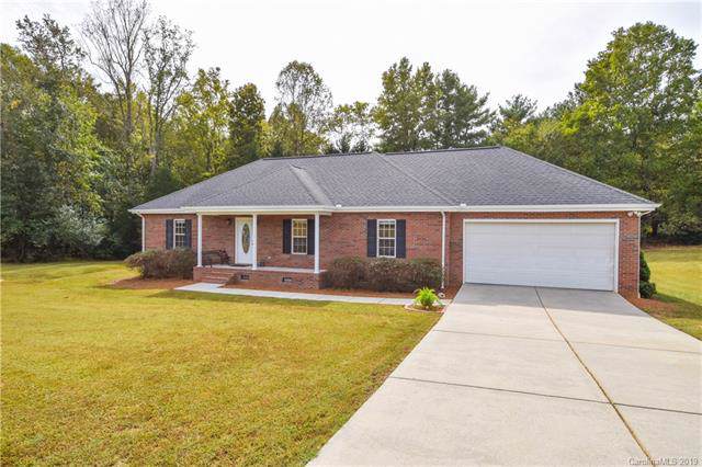 189 Wintergreen Circle - Photo 1