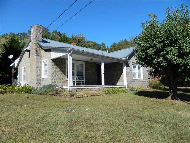 1240 Oaklawn Street - Photo 1
