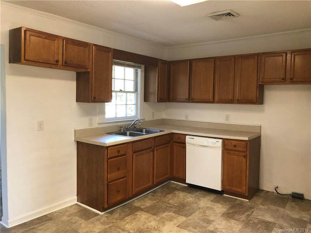 178 Wisconsin Street - Photo 1
