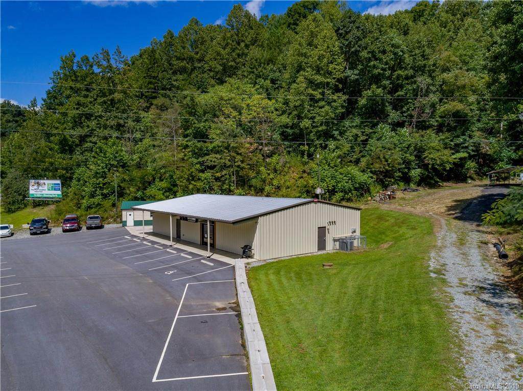 2280 Blowing Rock Boulevard - Photo 1