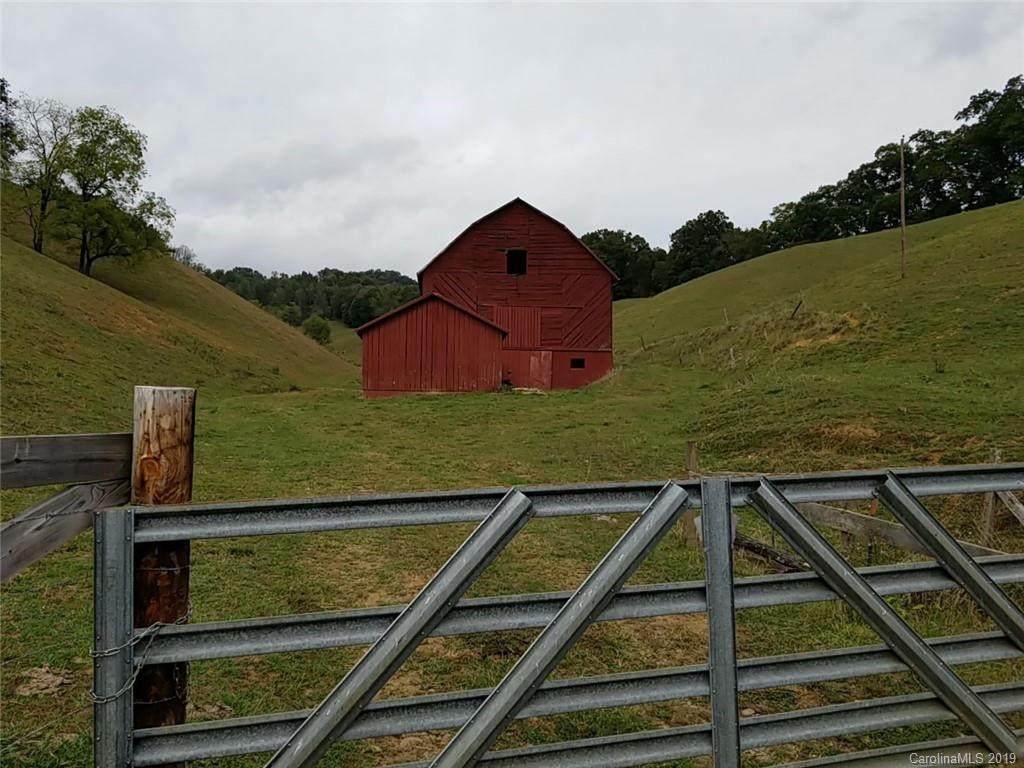 128 Walking Road - Photo 1