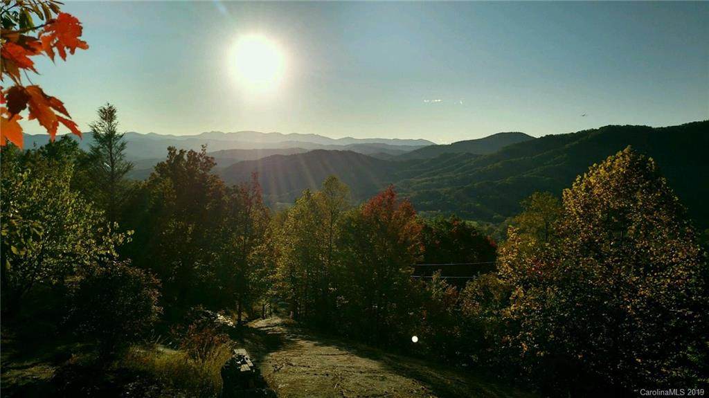 560 Sunrise Path - Photo 1