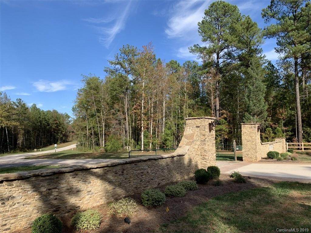2140 Two Sisters Drive - Photo 1 2140 Two Sisters Drive - Photo 1