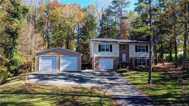 1047 Fox Run Circle - Photo 1