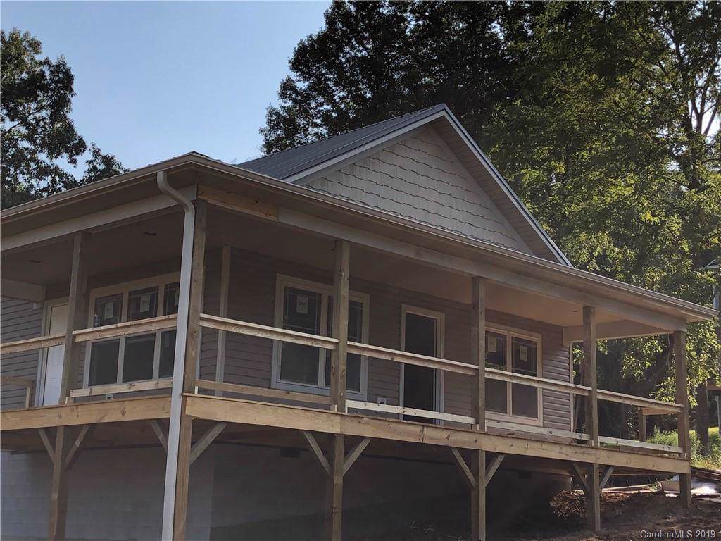 323 Herron Point - Photo 1