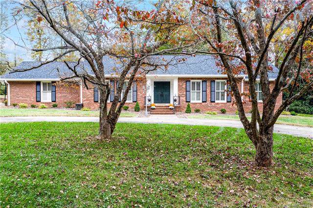 519 Saint Andrews Road - Photo 1