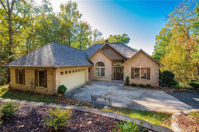 107 Hollycock Lane - Photo 1