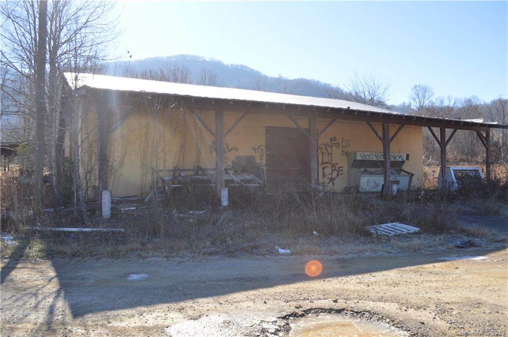 1796 Pigeon Road - Photo 1