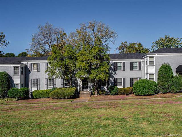419 Wakefield Drive - Photo 1