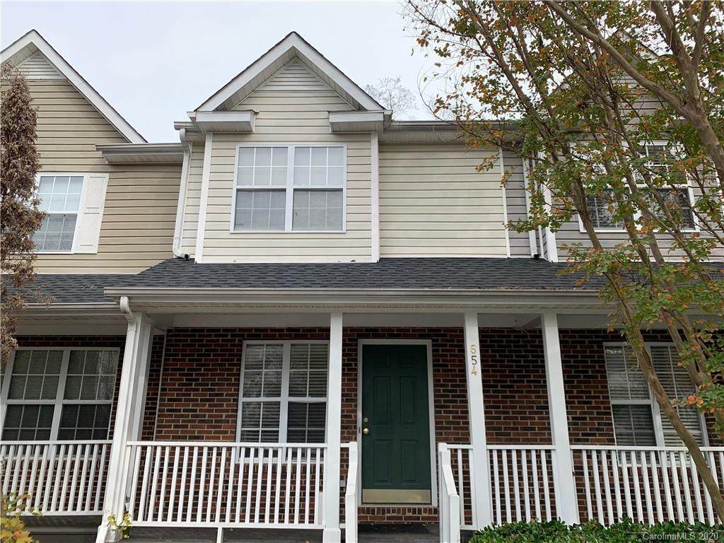 654 Emerald Cove Drive - Photo 1