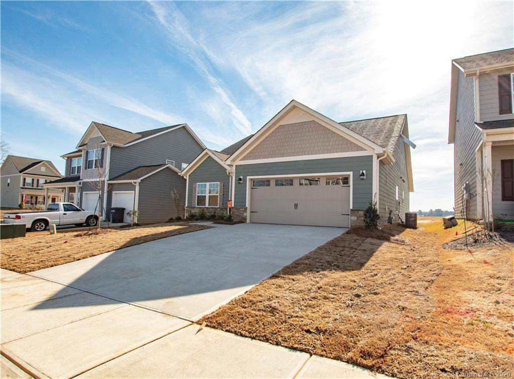 126 Canada Drive - Photo 1
