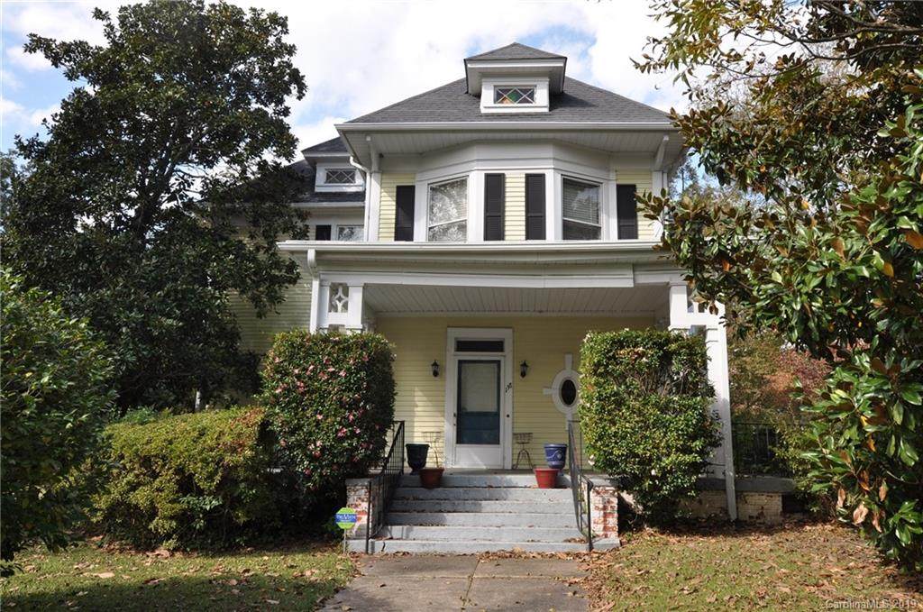 138 Saluda Street - Photo 1