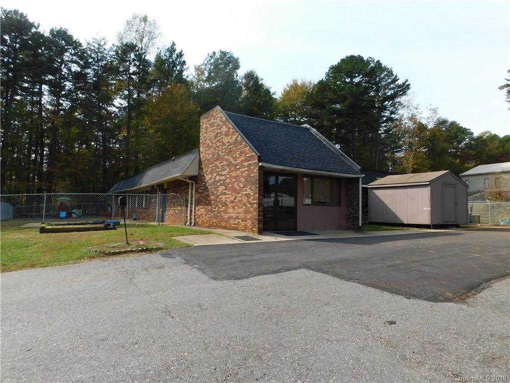 310 Lithia Inn Road - Photo 1