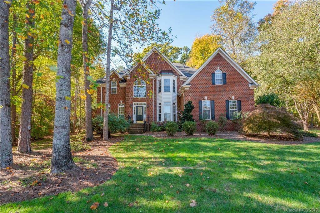 6301 Hollow Oak Drive - Photo 1