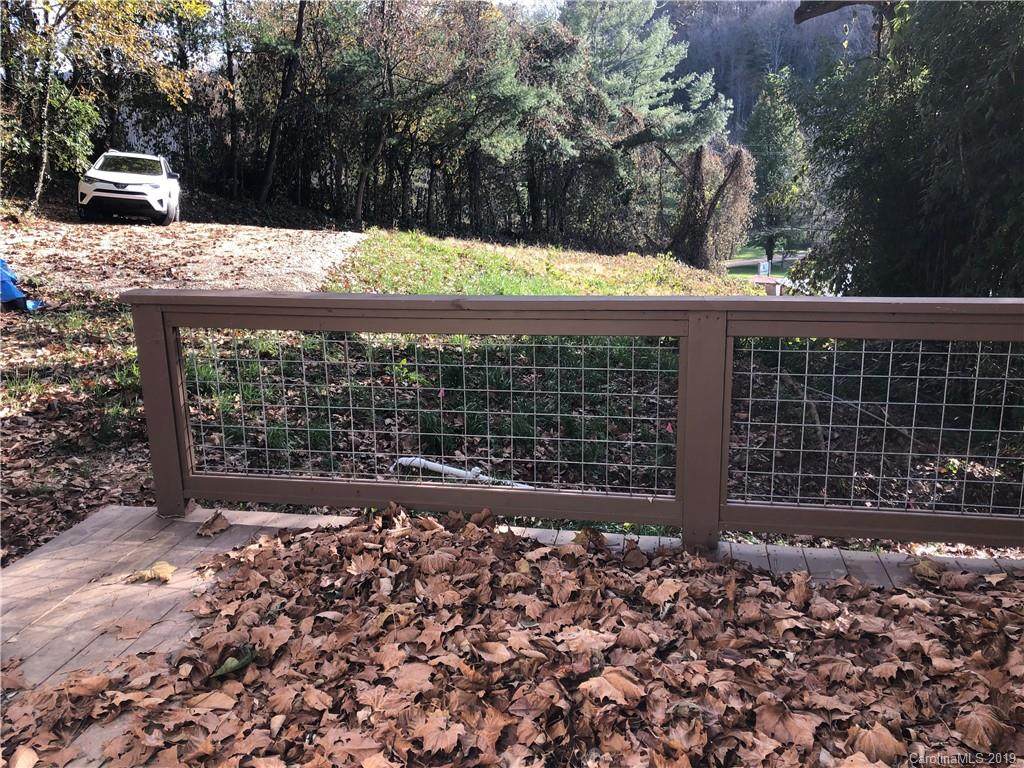 4 Merrill Circle - Photo 1