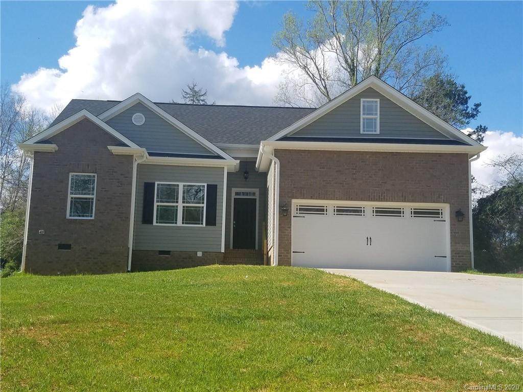 124 Brooks Drive - Photo 1