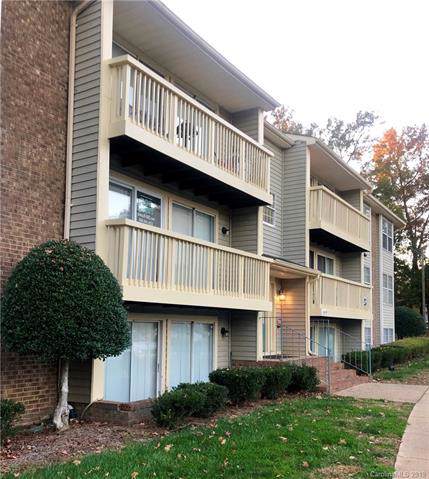 1610 Arlyn Circle - Photo 1