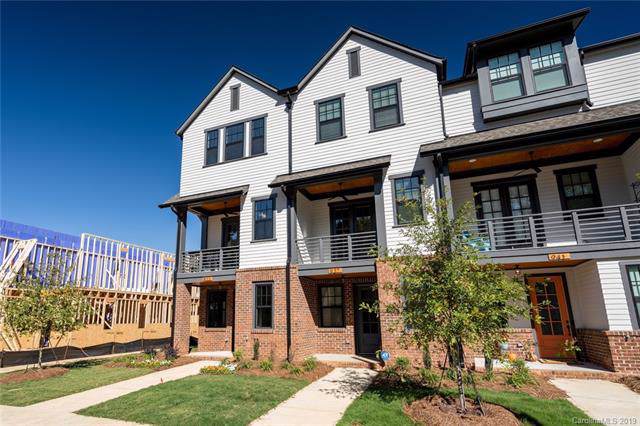 925 36th Street - Photo 1