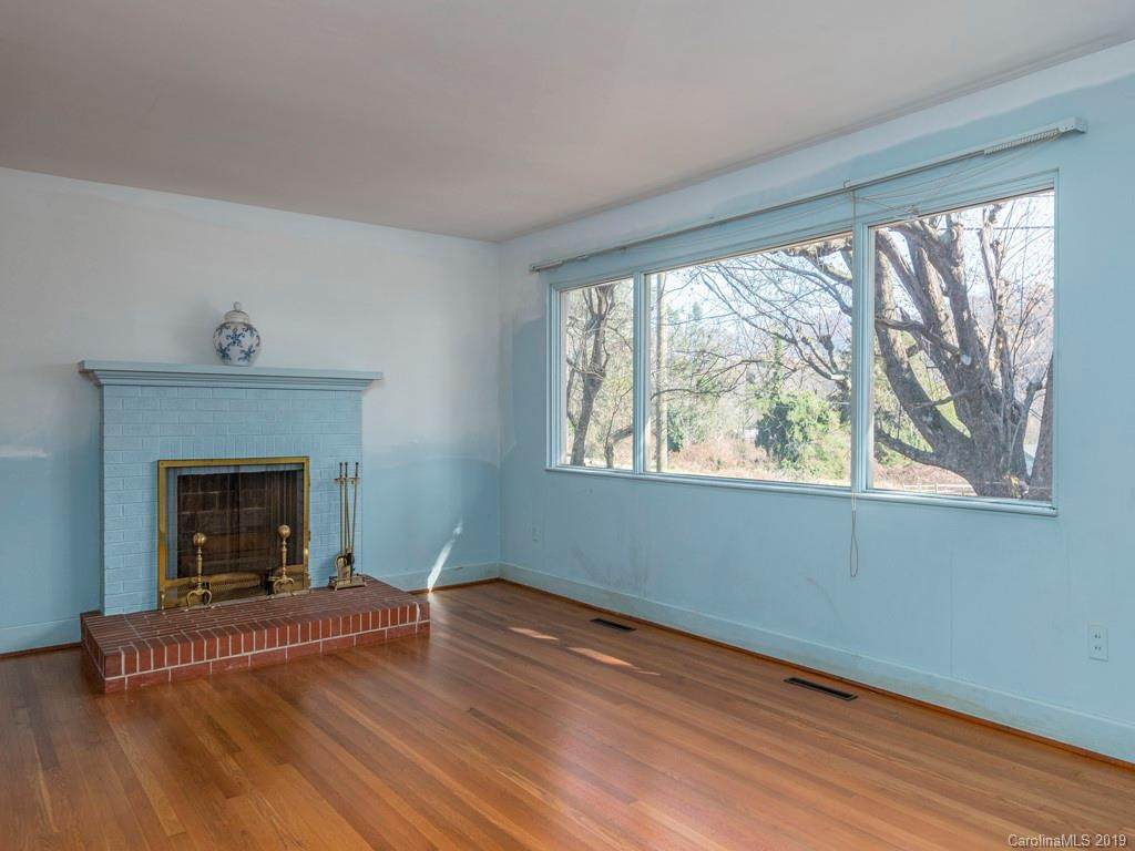 495 Howell Mill Road - Photo 1
