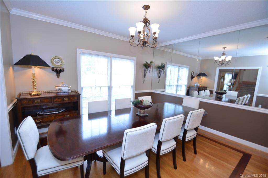 1008 Argyle Court - Photo 1