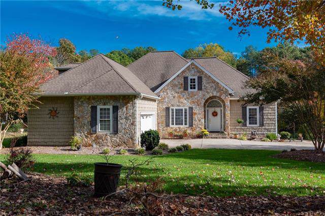2558 Camelia Pointe Drive - Photo 1