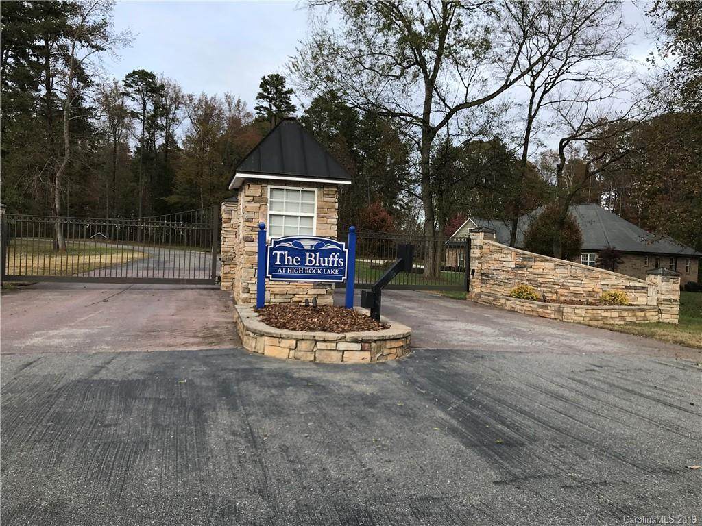 325 Bluff Lane - Photo 1