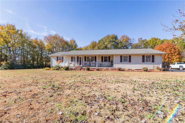 226 Phifer Circle - Photo 1