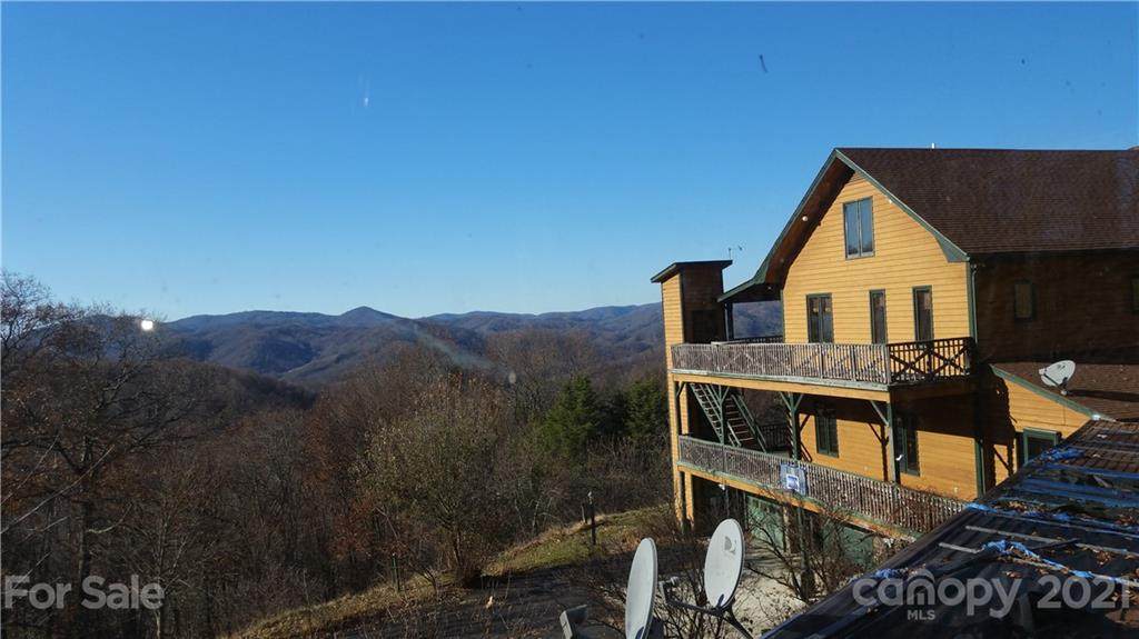 1100 Peak Lane - Photo 1