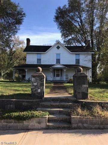 211 Main Street - Photo 1