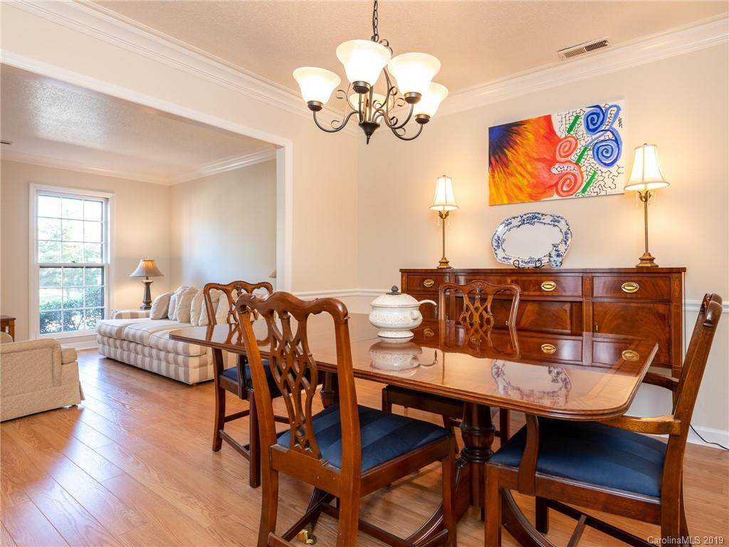 7522 Red Oak Lane - Photo 1