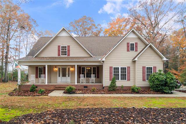 260 Riverwalk Drive - Photo 1