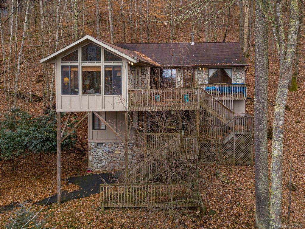 437 Bee Tree Lane - Photo 1