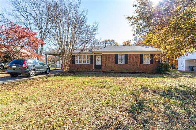 1011 Holly Drive - Photo 1