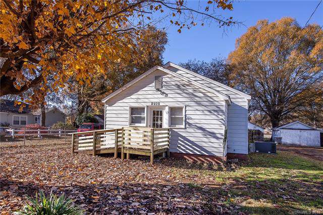 2742 Ridge Avenue - Photo 1
