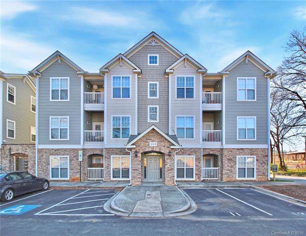 1240 Duncan Gardens Drive - Photo 1